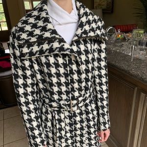 Georgiou Studio Houndstooth Wool Coat